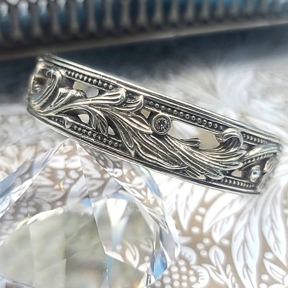 Brighton "LE LOUVRE" Art Nouveau Bangle w Carved Scrolls & Swarovski Crystals! - Picture 1 of 11